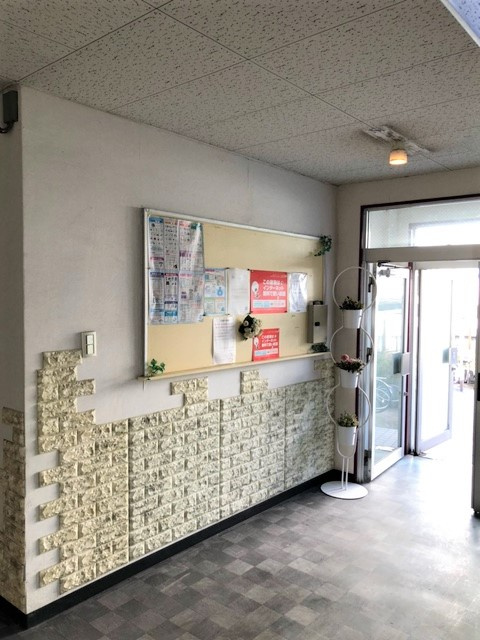 暁21・0号館のその他共用部分|建物入口入った所