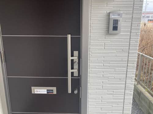 シャーメゾン カキツバタの玄関
