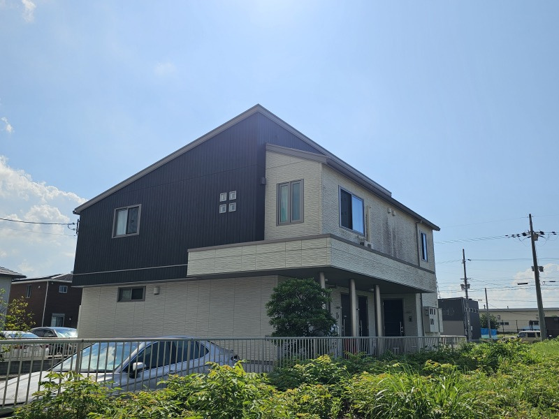 シャーメゾン カキツバタの外観