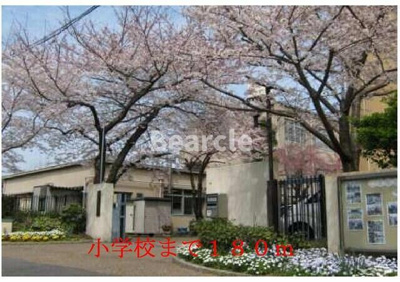 【エントランス】 | ラフィーネ葛野・Ⅱ | 京都市立祥豊小学校まで180m