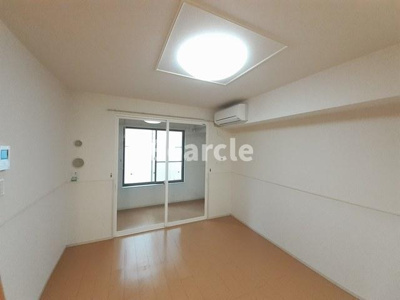 【居間・リビング】 | ラフィーネ葛野・Ⅱ