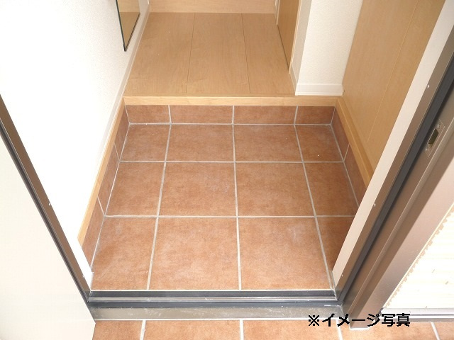 メゾンカンヌの玄関