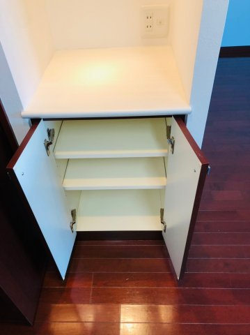 仲介手数料0！！ラドーニ清水の収納