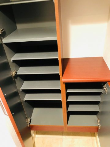 仲介手数料0！！ラドーニ清水の収納