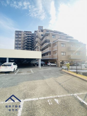 コアマンション春日大谷Ⅱの駐車場