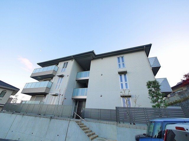 ＢＥＬＬＡＶＩＳＴＡ