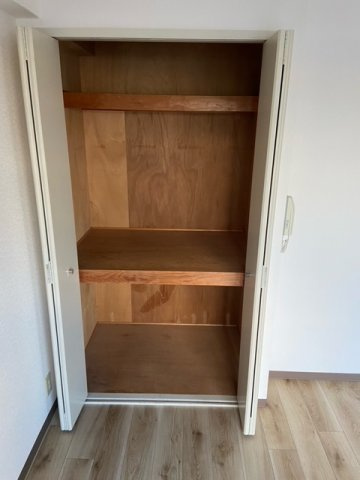 YKハイツ西明石北の収納