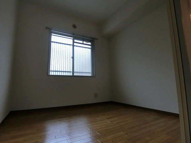 【洋室】 | メゾンアイリス