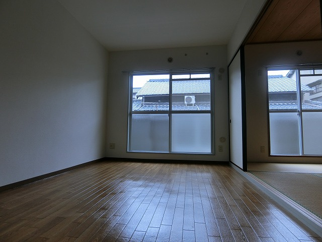 【洋室】 | メゾンアイリス