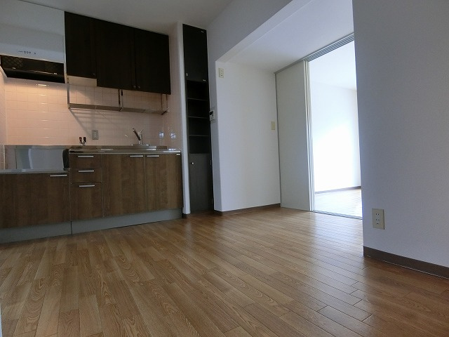 【居間・リビング】 | メゾンアイリス