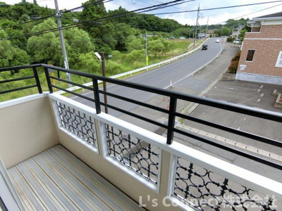【バルコニー】 | インプス | ２階のお部屋で洗濯物もたくさん干せます。