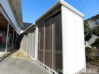 【その他共用部分】 | インプス | 外物置にはタイヤを収納できます。