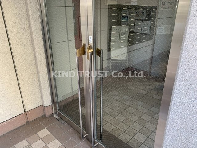 コンフォールエスティオのエントランス|建物の内部です