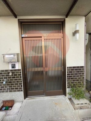 【エントランス】 | 東大阪市鳥居町戸建