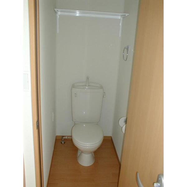 グリーンルーフのトイレ