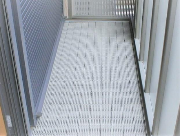 グリーンルーフのバルコニー