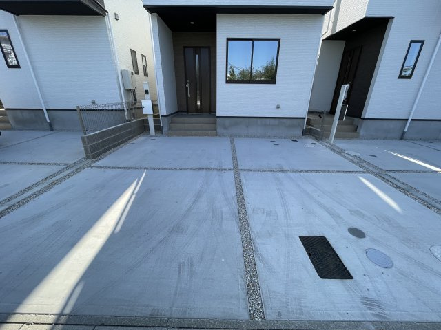 Terrechez刈谷市半城土中町1期の駐車場|並列2台駐車可能