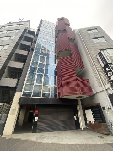 新宿WEST COURT（新宿ウエストコート）の外観