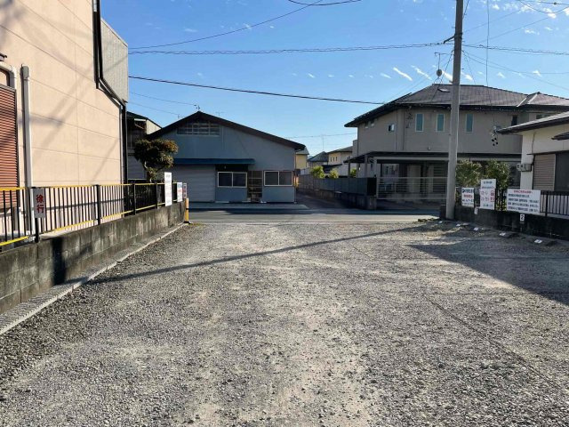 【駐車場】 | 出入口