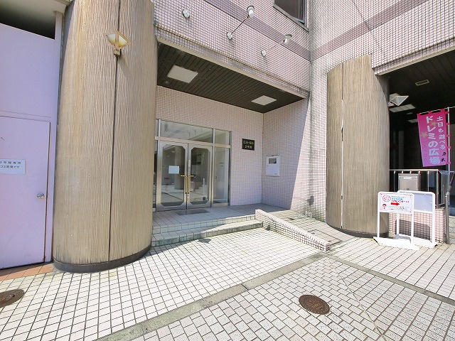 エルト桜井のエントランス