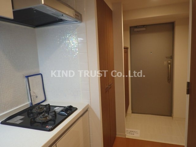 レジュールアッシュ梅田アクシアの玄関