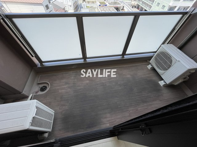 サンブライト今里のバルコニー