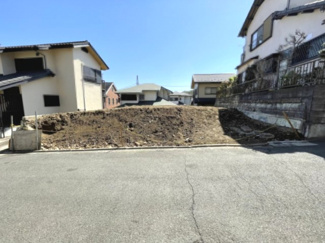 【外観】 | 現地（撮影日時：2023年3月20日13時）