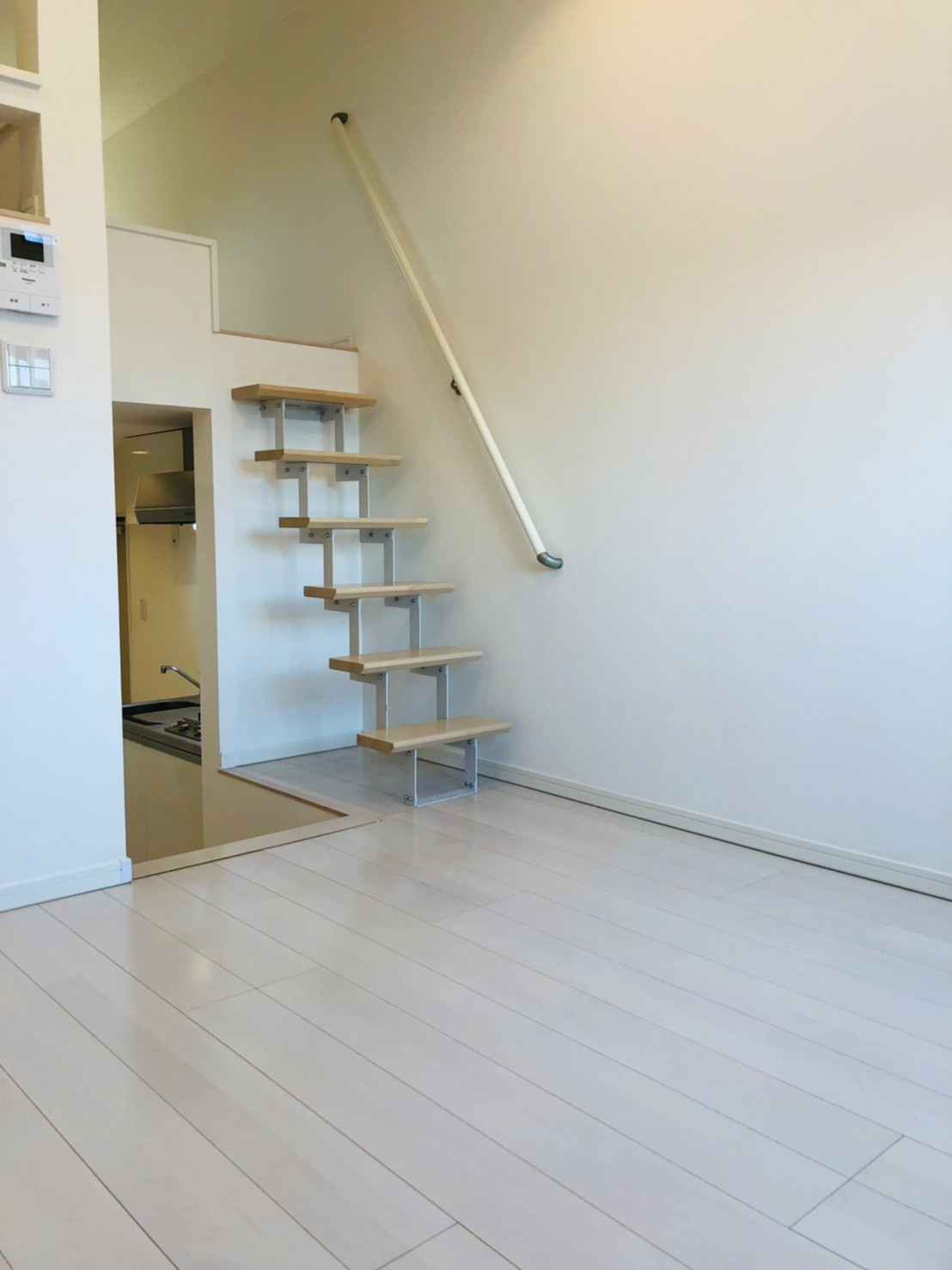 仲介手数料0！！Phil Glanzの洋室