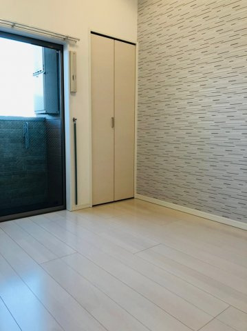 仲介手数料0！！Phil Glanzの居間・リビング