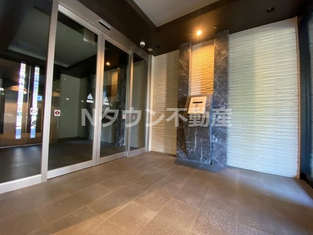 【エントランス】 | プレサンス大曽根駅前ファースト | 落ち着いたエントランスです