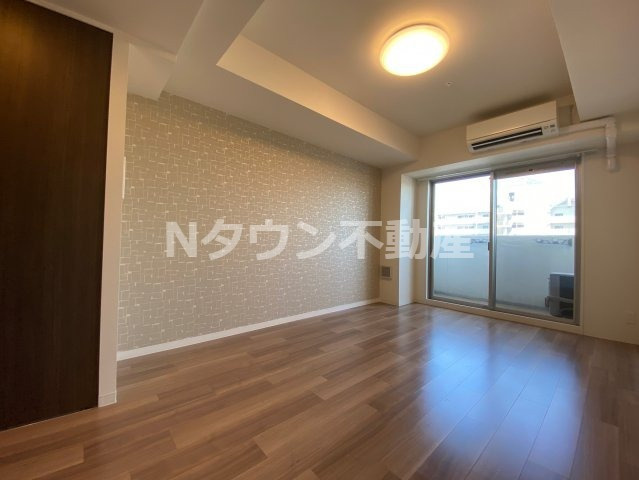【居間・リビング】 | プレサンス大曽根駅前ファースト | おしゃれな居間です