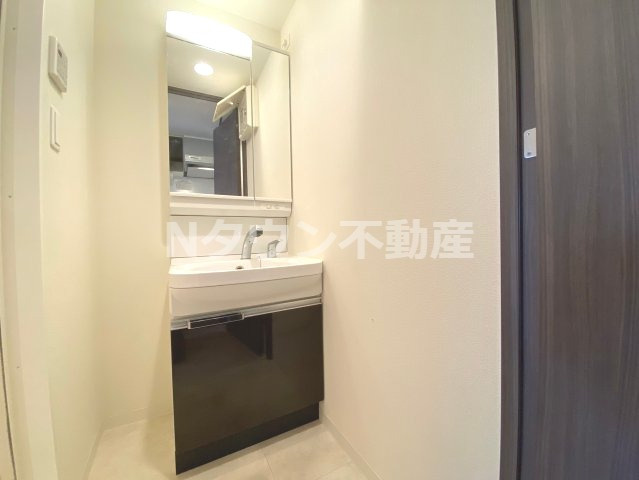 【洗面所】 | プレサンス大曽根駅前ファースト | スペースが確保できる洗面所です