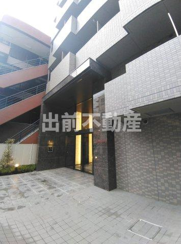 ルーブル池袋弐番館のエントランス