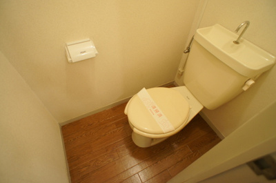 バス・トイレ別です