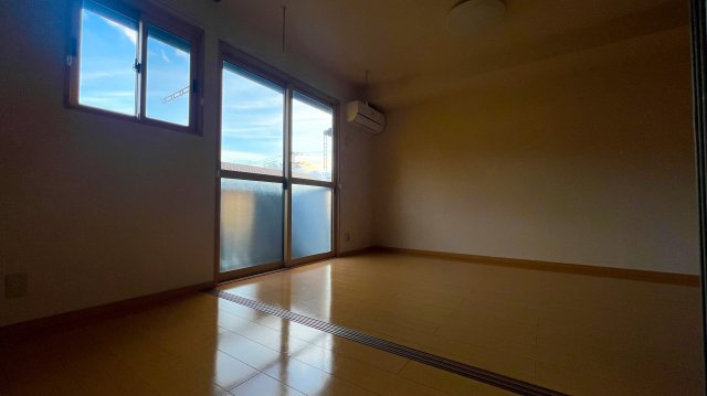 サンコート静浦Ａの居間・リビング