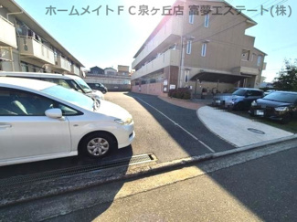 【駐車場】