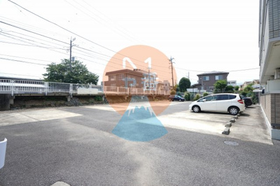 【駐車場】 | グランステラ | ネット無料。駐車場です。