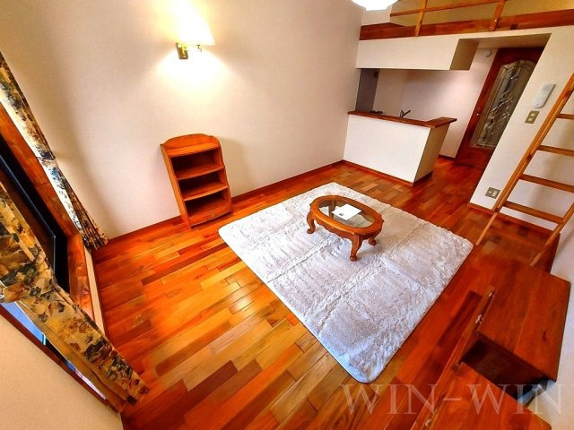 セザンヌ南栄の居間・リビング