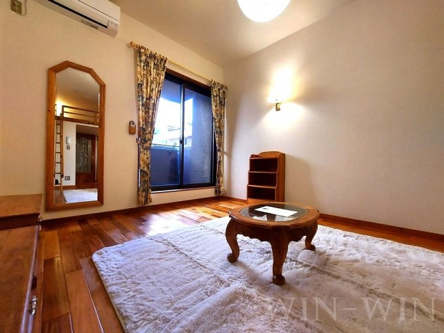 セザンヌ南栄の居間・リビング