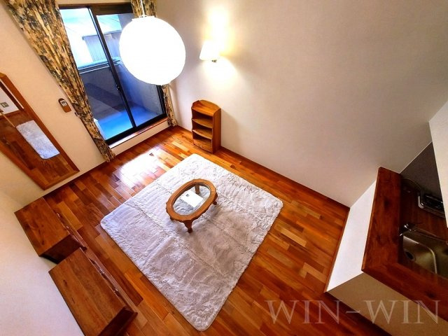 セザンヌ南栄の居間・リビング