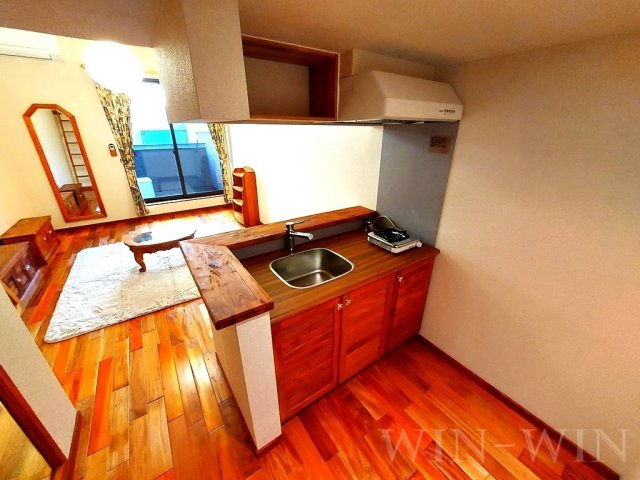 セザンヌ南栄のキッチン