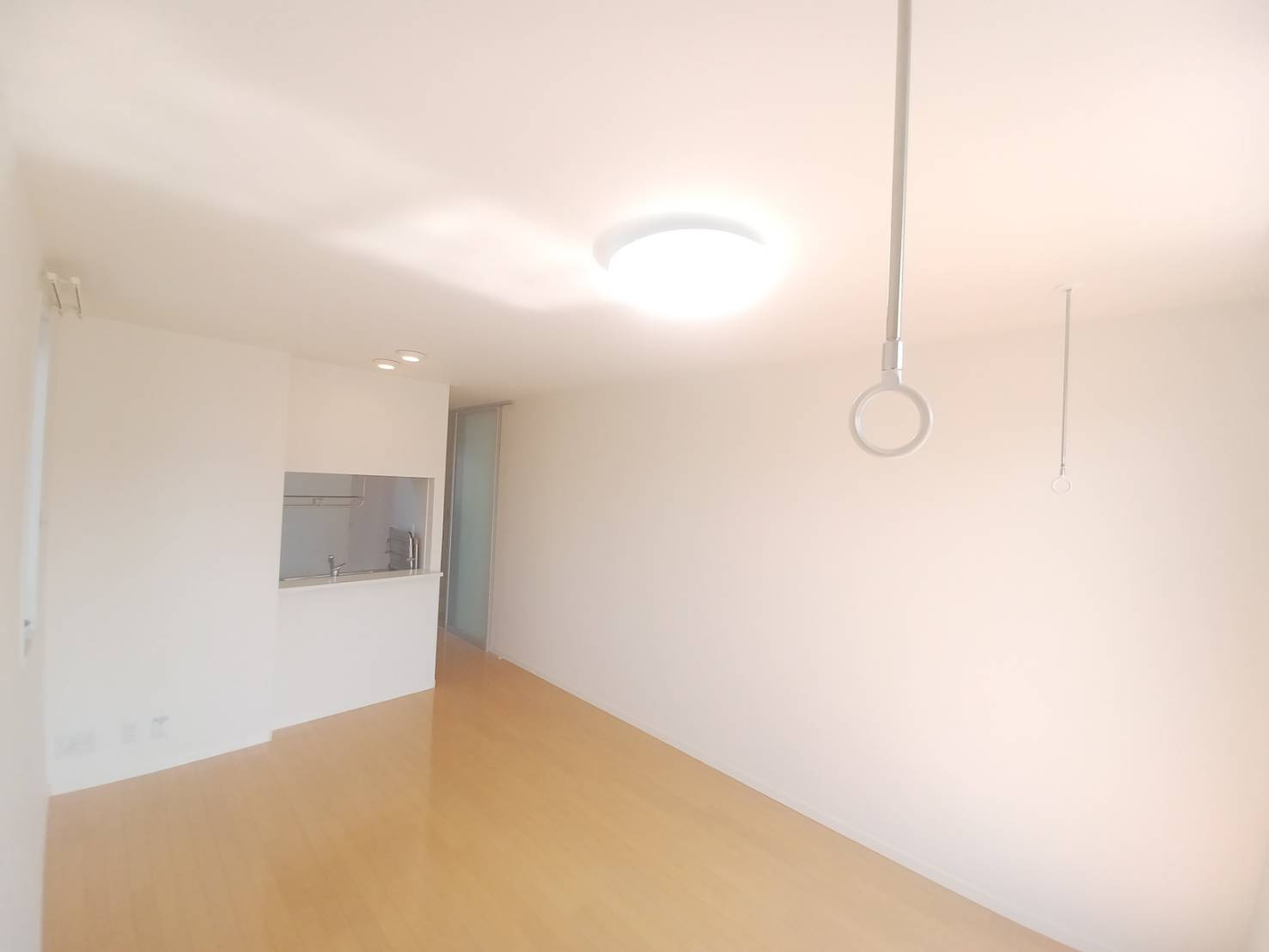 メゾンルチアの居間・リビング