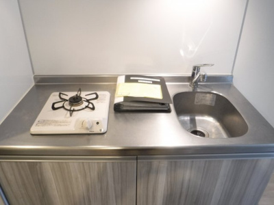 【キッチン】 | コンポジット元住吉 | 反転のお部屋の参考写真となります。