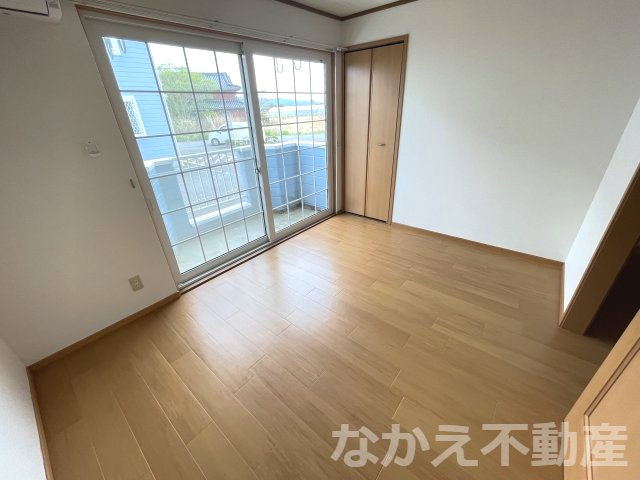 【寝室】