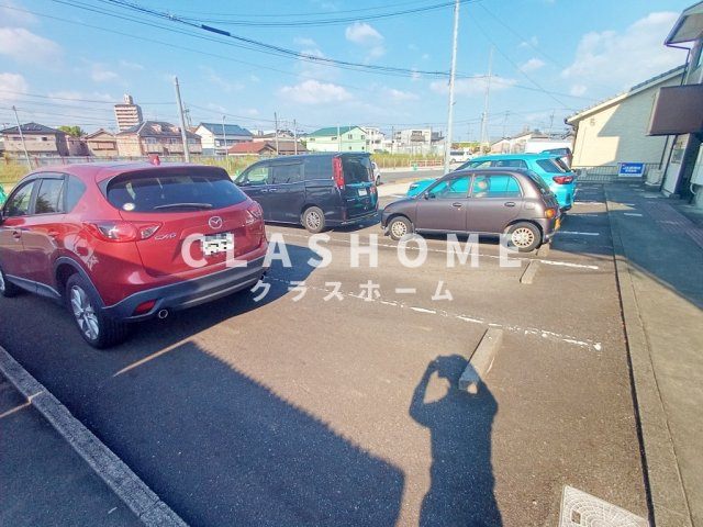 ニューセジュール東栄Ⅱ　　　刈谷市近郊の賃貸はクラスホームの駐車場