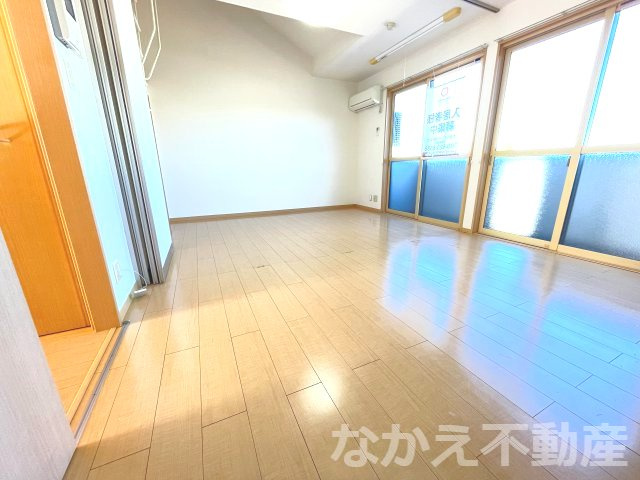 【居間・リビング】 | 使いやすい居間です