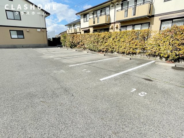 エイトファーム知立B棟　　刈谷市近郊の賃貸はクラスホーム刈谷店の駐車場