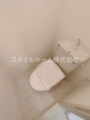 【トイレ】 | カーサいなりB | 別部屋写真です。