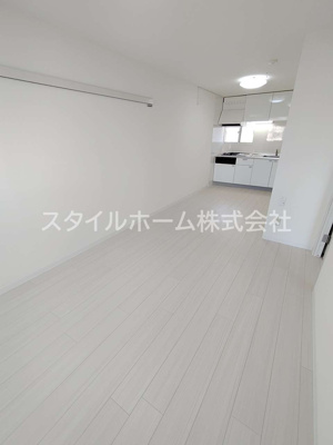 【居間・リビング】 | カーサいなりB | 別部屋写真です。