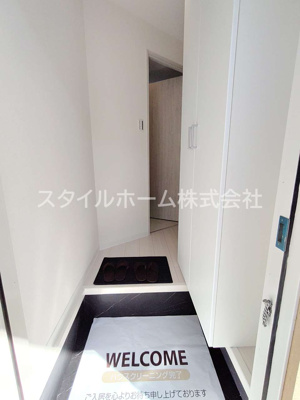 【玄関】 | カーサいなりB | 別部屋写真です。